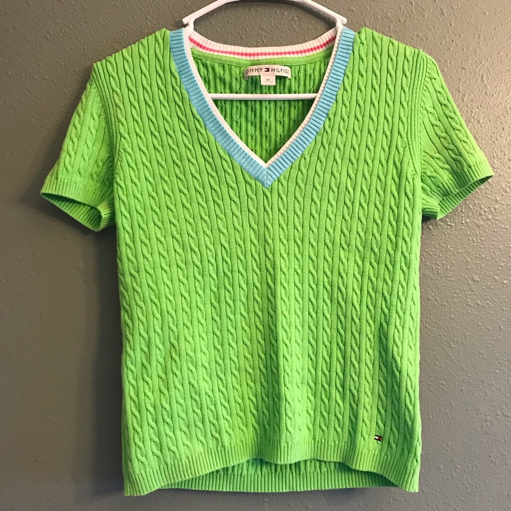 Tommy Hilfiger Top 💜For Bundles Only💜